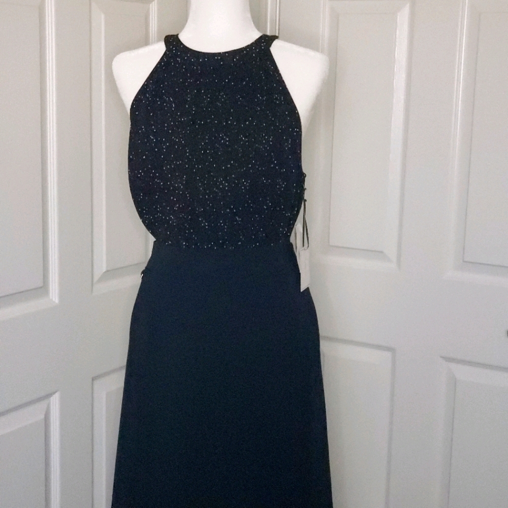 1 State black dotted button back tank top